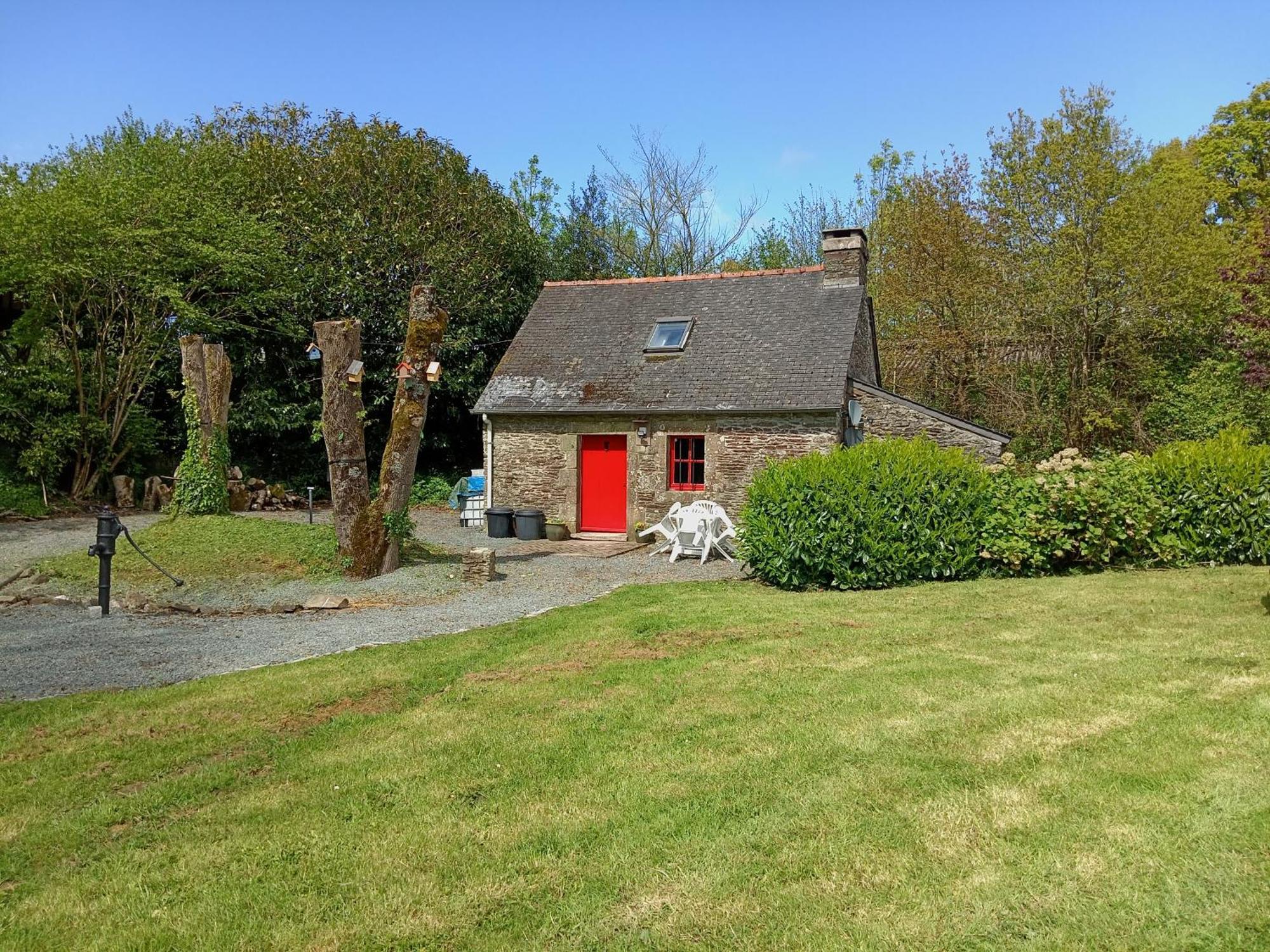 Character Breton Cottage カレ・プルゲール エクステリア 写真
